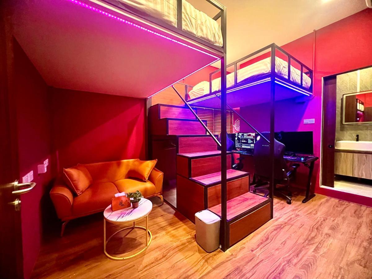Arena Esports Hotel @ Bugis Village Singapore Bagian luar foto