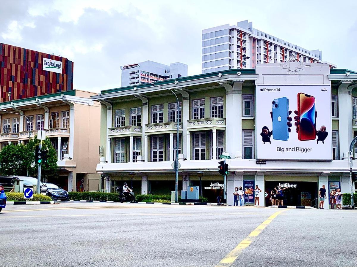 Arena Esports Hotel @ Bugis Village Singapore Bagian luar foto