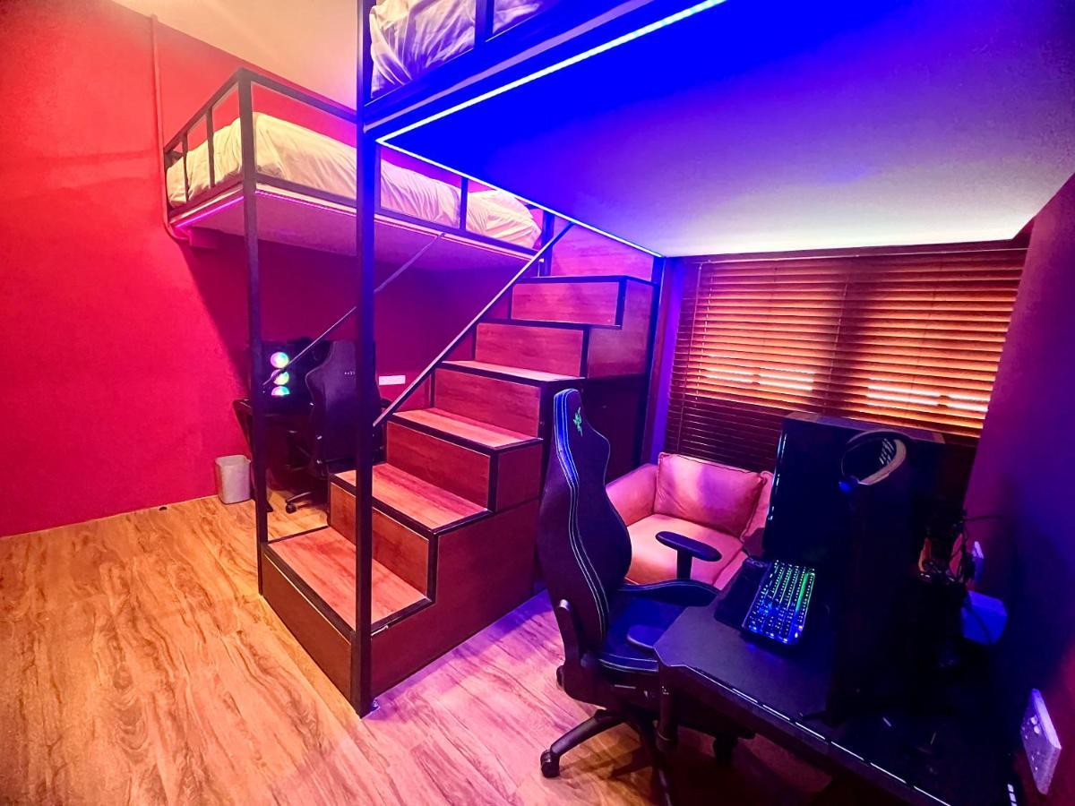Arena Esports Hotel @ Bugis Village Singapore Bagian luar foto