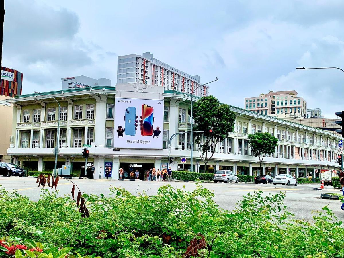 Arena Esports Hotel @ Bugis Village Singapore Bagian luar foto